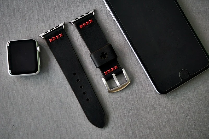 AWBF08-D123-RED handgefertigt Vintage Leder Uhrenarmband incl. Lugs Adapter für Apple Watch 1 und 2 (oder Apple Watch Sport) 42mm oder 38mm – Bild 3